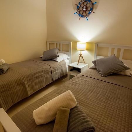 Captains View Apartments Plati  Dış mekan fotoğraf