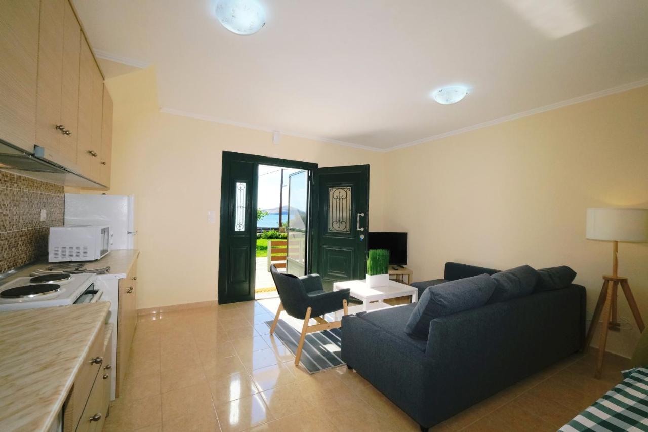 Captains View Apartments Plati  Dış mekan fotoğraf