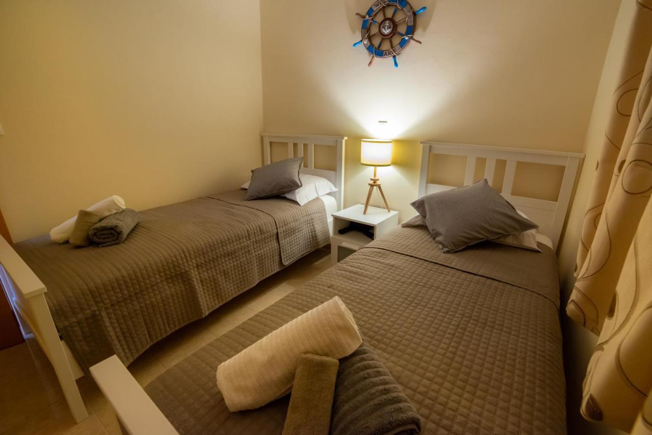 Captains View Apartments Plati  Dış mekan fotoğraf