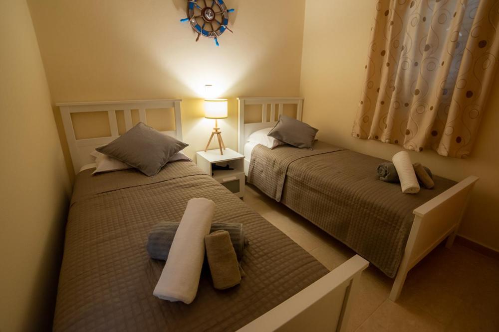 Captains View Apartments Plati  Dış mekan fotoğraf